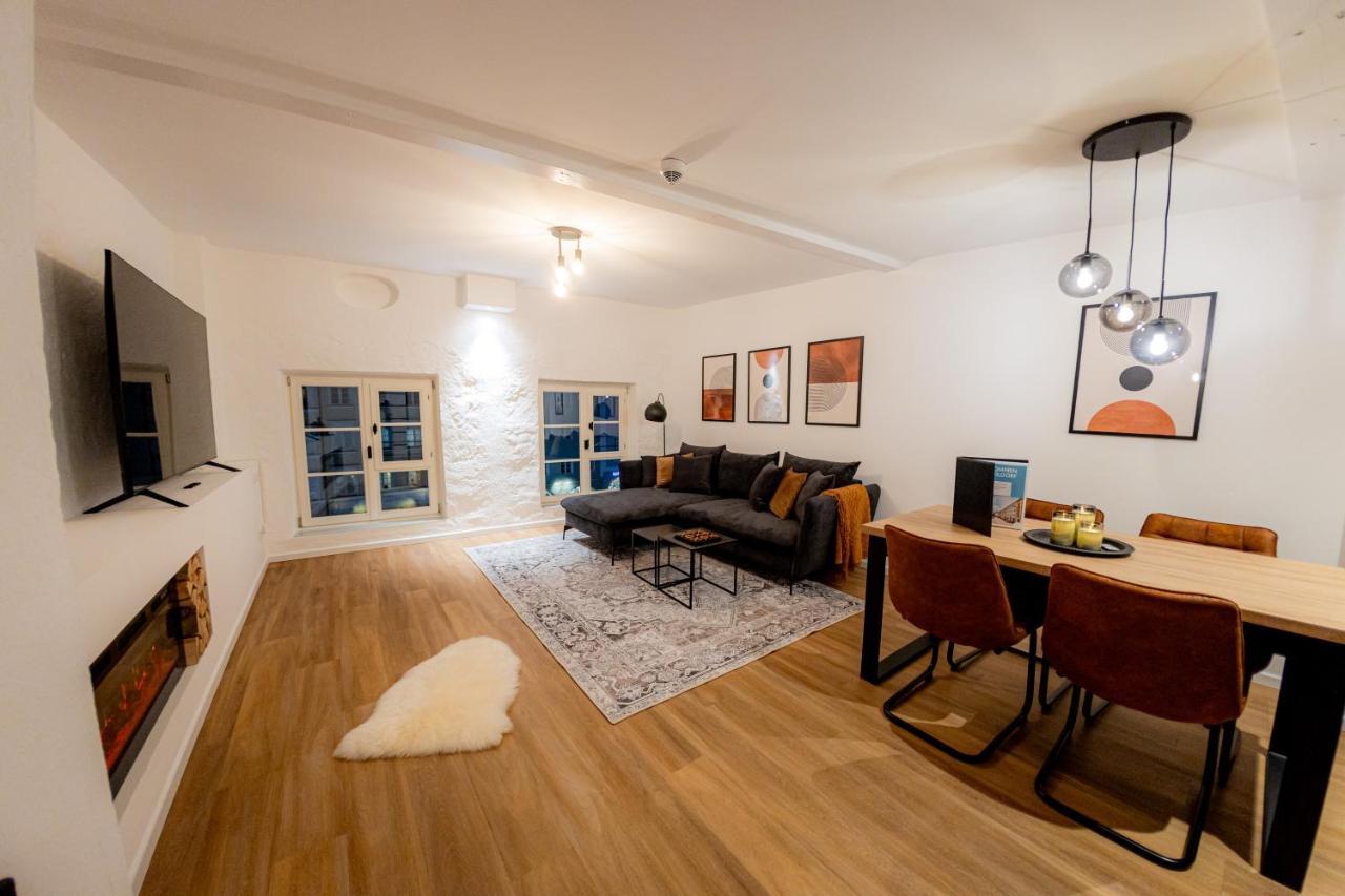 Highlight Am Stadtplatz Muehldorf - C4S Come4Stay - 2 Zimmer Wohnung I Bis Zu 5 Gaeste Luaran gambar