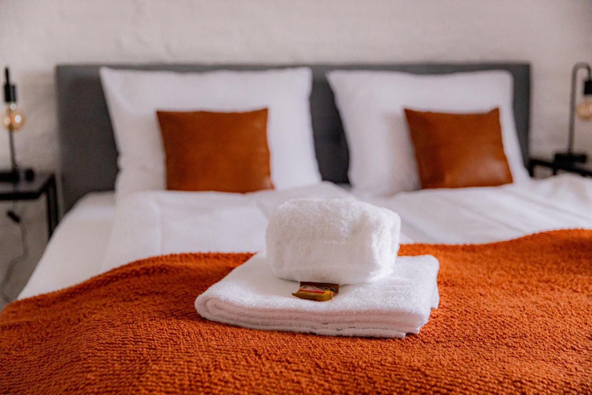 Highlight Am Stadtplatz Muehldorf - C4S Come4Stay - 2 Zimmer Wohnung I Bis Zu 5 Gaeste Luaran gambar
