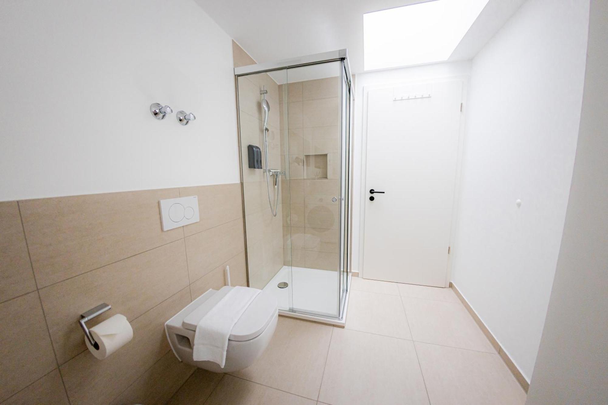 Highlight Am Stadtplatz Muehldorf - C4S Come4Stay - 2 Zimmer Wohnung I Bis Zu 5 Gaeste Luaran gambar