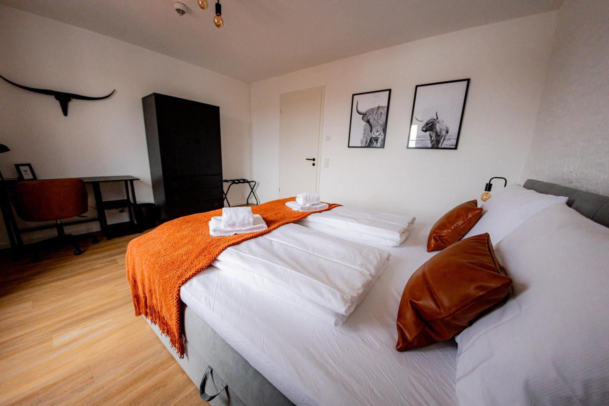 Highlight Am Stadtplatz Muehldorf - C4S Come4Stay - 2 Zimmer Wohnung I Bis Zu 5 Gaeste Bilik gambar
